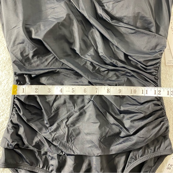 Jantzen Classic Black Faux Wrap One Piece Swimsuit 10 NWT - Picture 6 of 16